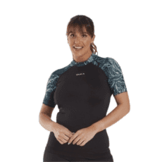 Remera Filtro Uv Fiji Yakka Floreada Manga Corta